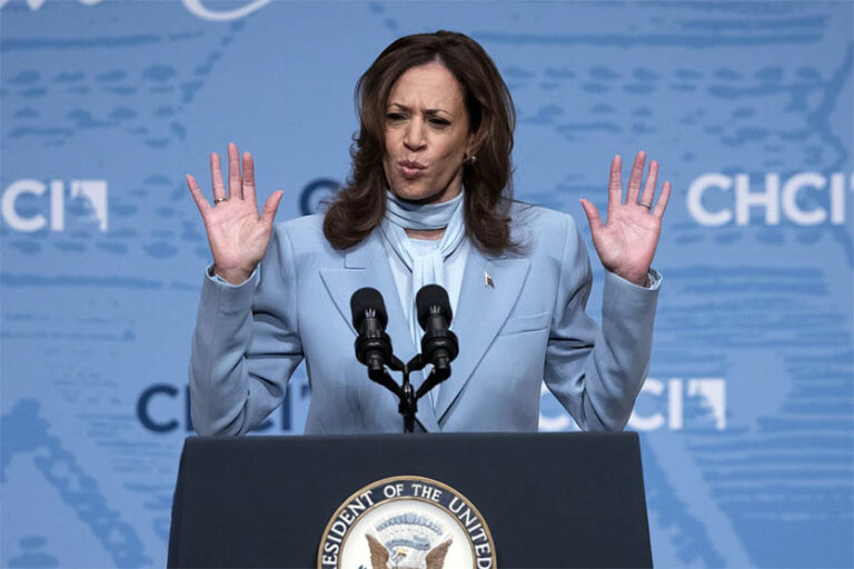 Harris critica promesa de Trump de hacer deportaciones en masa
