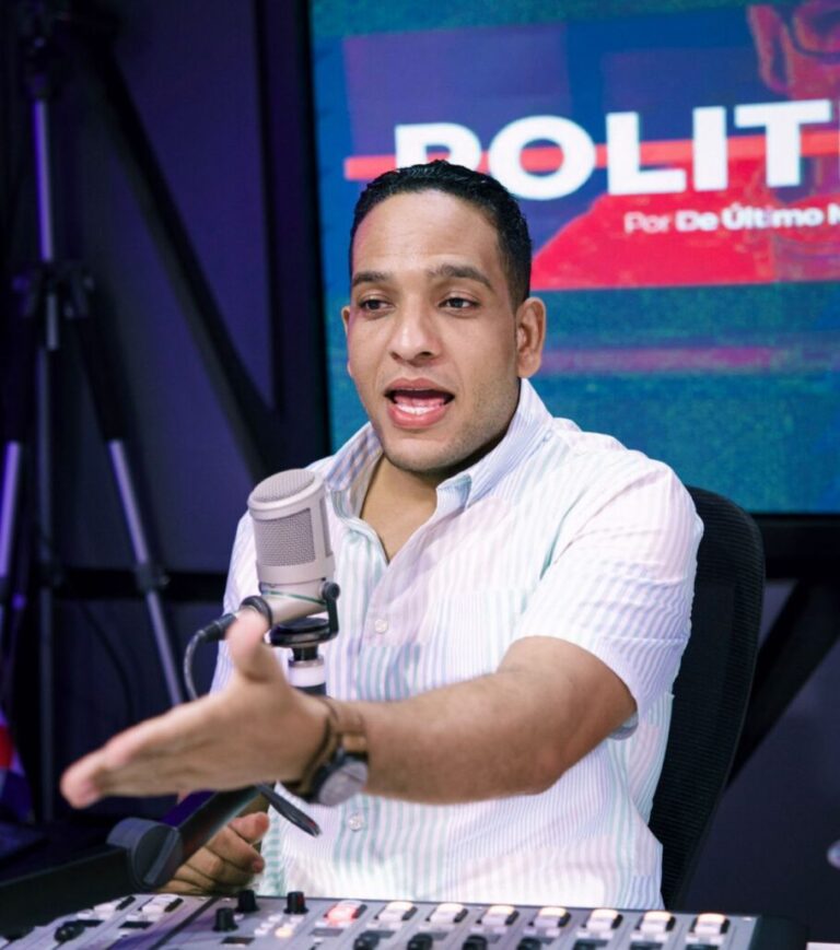 Hansel truena contra Inabie por millones perdidos en uniformes #FVDigital