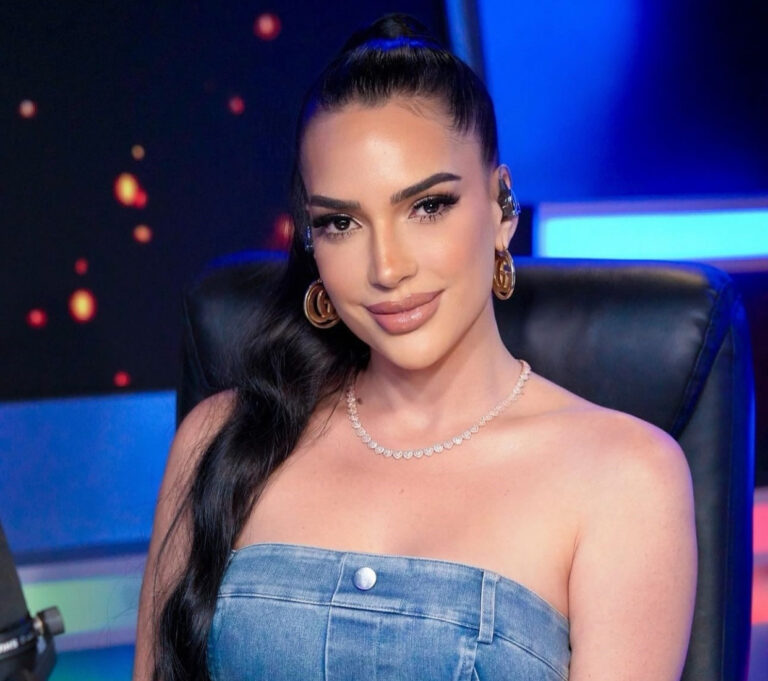 Amelia Alcántara es cancelada de Fogaraté Radio, tras enfrentamiento con Ana Carolina