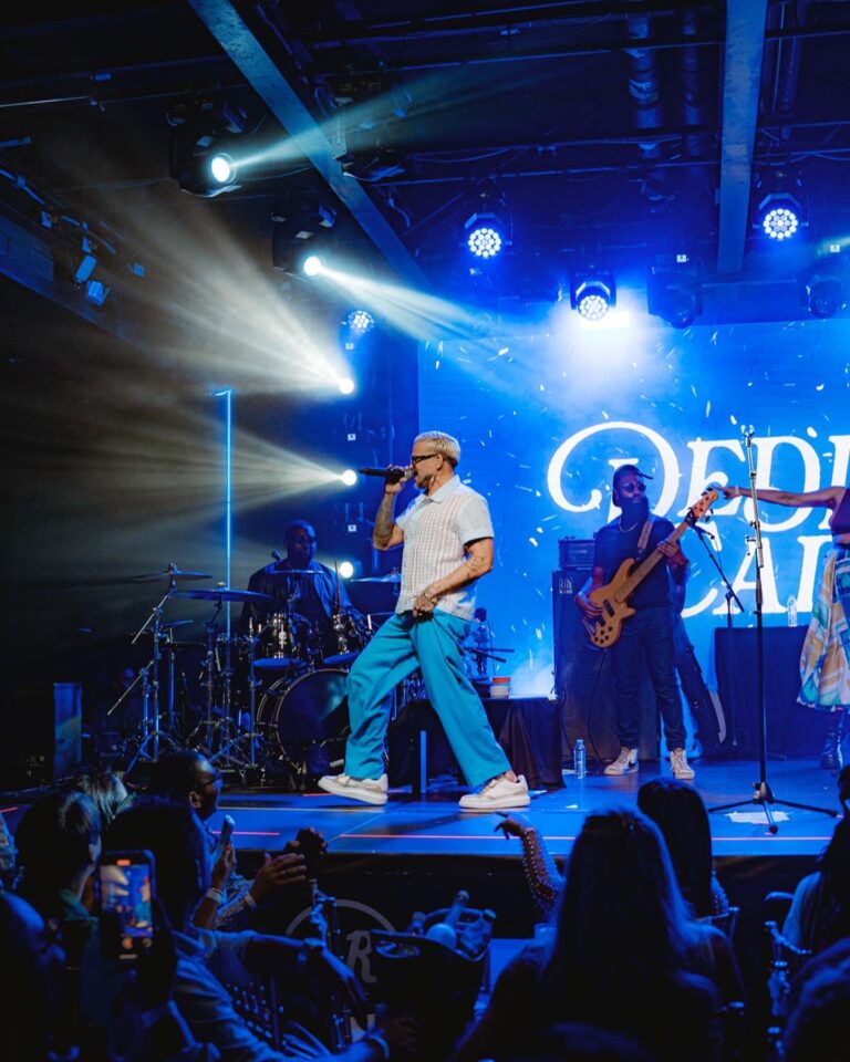 Pedro Capó hace una fiesta en Santo Domingo con su primer concierto