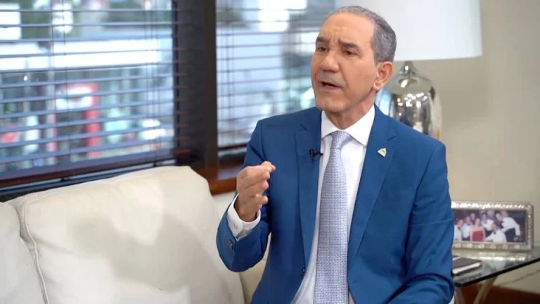 García Fermín pide a funcionarios dedicarse a gobernar #FVDigital