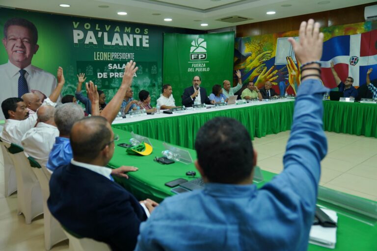 Fuerza del Pueblo integra mesas de trabajo de su Congreso