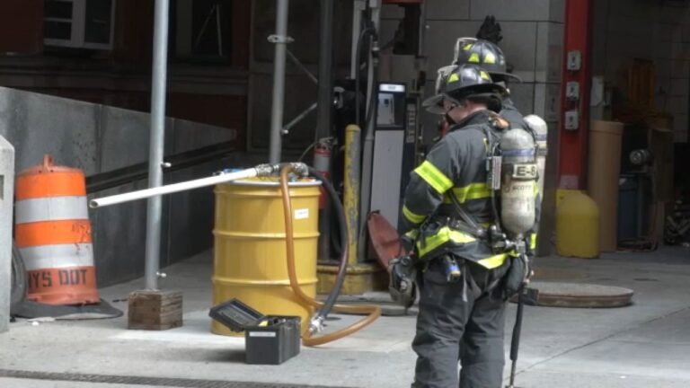 Cien galones de combustible se derraman en Manhattan