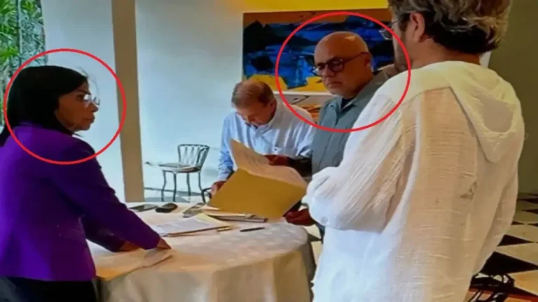 ¿España actuó bien al permitir que altos cargos de Maduro coaccionasen a Edmundo González dentro de la embajada?