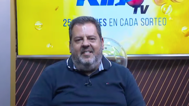 Saludos primo! Entregan certificado a impresor que se ganó 25 millones – Remolacha   #FVDigital