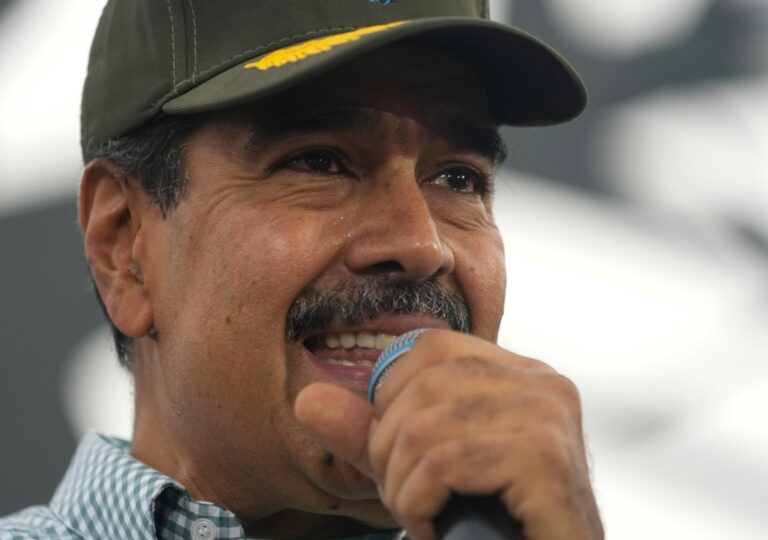 Piden aumentar a $100 millones la recompensa por la captura de Maduro