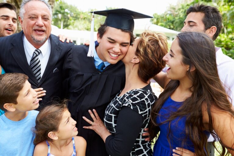 Como Alianza Servicios a la Juventud prepara a los estudiantes para la universidad