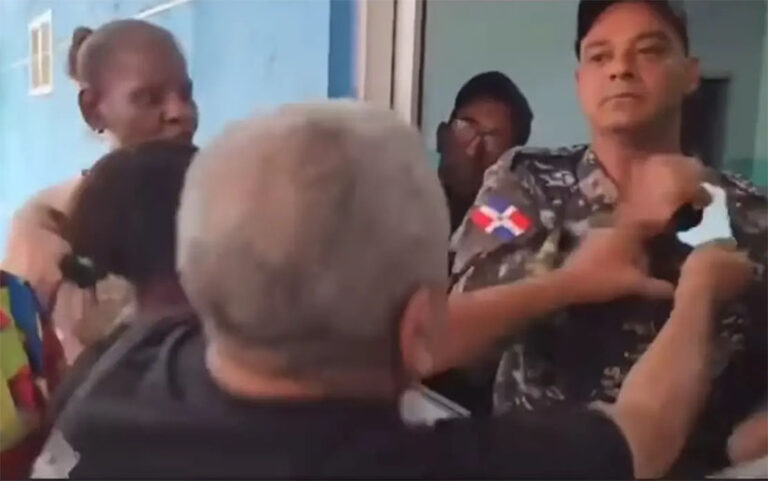 Teniente coronel a un periodista