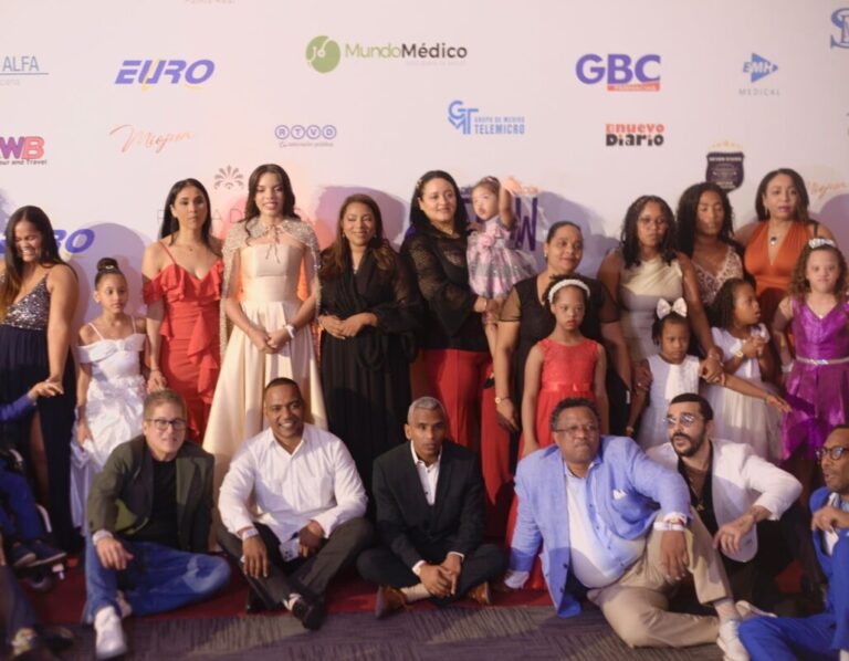 Figuras se unen lanzamiento Fundación de Rehabilitación Renew #FVDigital