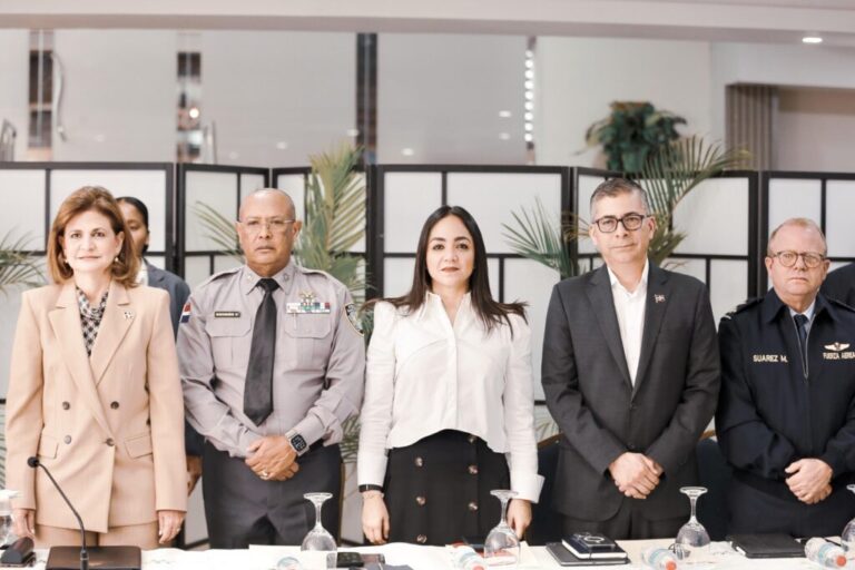 Policiales: Autoridades clausuran temporalmente 40 establecimientos – Inicio – Policía Nacional de la República Dominicana