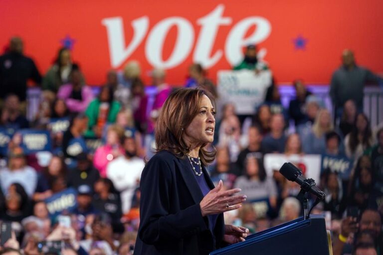 Harris denuncia insultos a Puerto Rico durante mitin de Trump #FVDigital