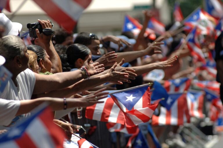 VIDEO: La Brega y Fuerza lanza anuncio para motivar a boricuas en estados clave a que salgan a votar