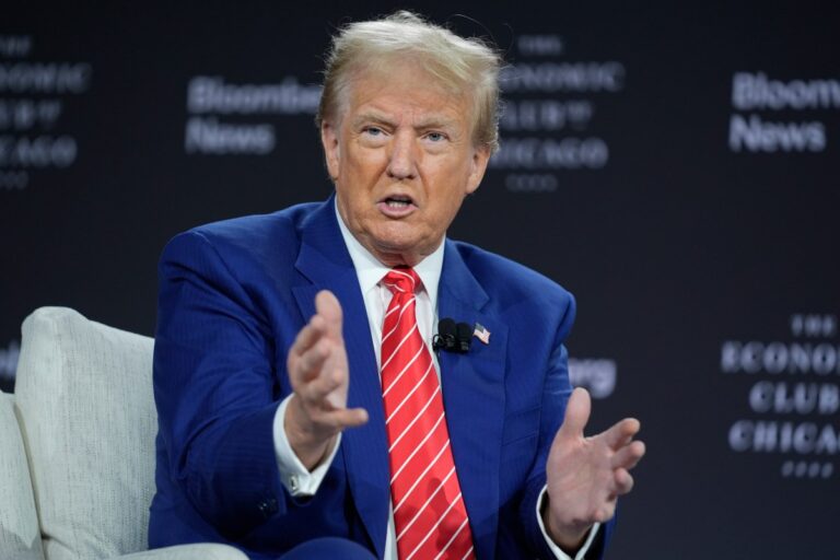 Trump no aclara si mantuvo conversaciones con Putin desde 2021