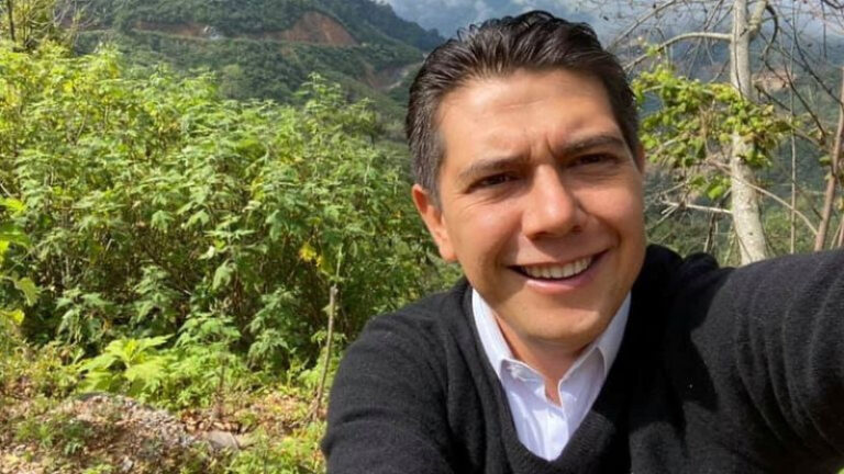 Secretario de Seguridad de México afirma que alcalde decapitado no pidió protección
