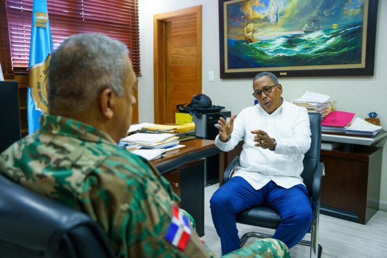 Garantizan desayuno, comida y cena a migrantes en centros de retención de Migración