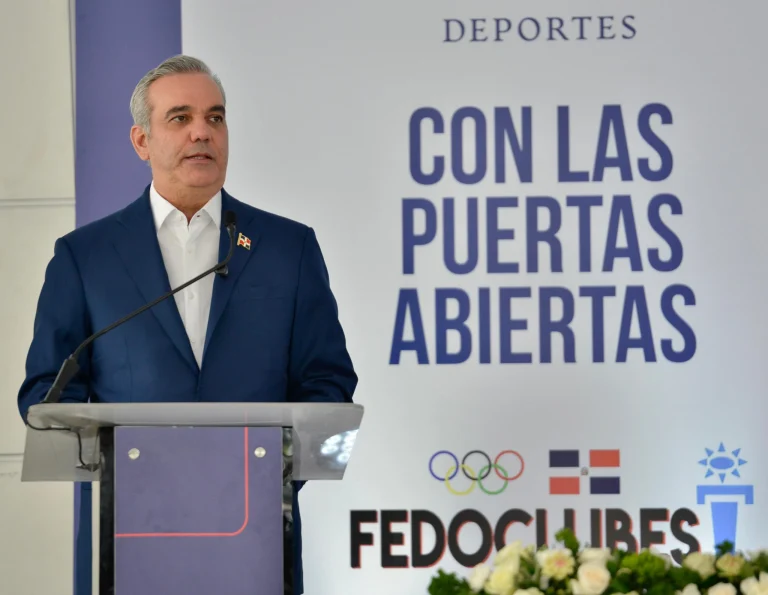 Abinader construirá 45 polideportivos a los clubes – Remolacha   #FVDigital