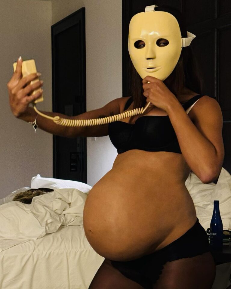 Anitta ‘ta preñá (foto)   #FVDigital