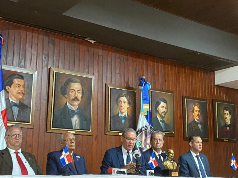 Instituto Duartiano pone claro a los bananeros – Remolacha   #FVDigital