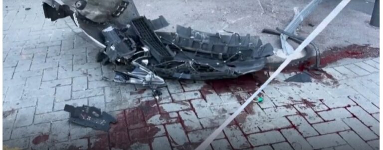 Un adolescente de 15 años, apuñalado 50 veces y quemado vivo en Francia