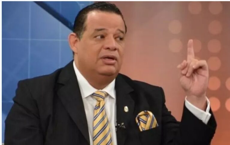 Luisin Jiménez: La mujer o el hombre que tiene una pareja que va rumbo al éxito, tienen que ir avanzando para que no se avergüencen de ti