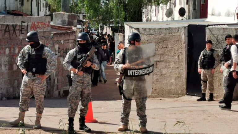 Menor de 14 años se entrega como el presunto autor de la muerte de un bebé