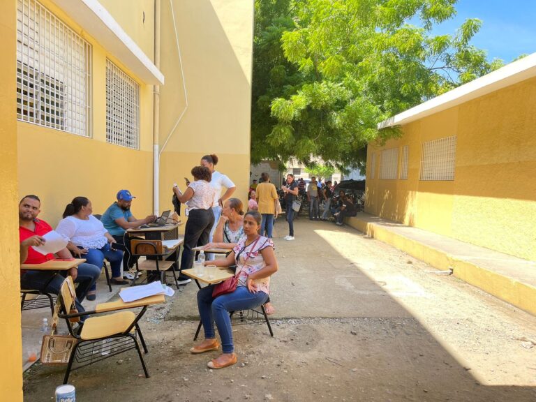 Las votaciones de la ADP en Dajabón transcurren con educación y normalidad