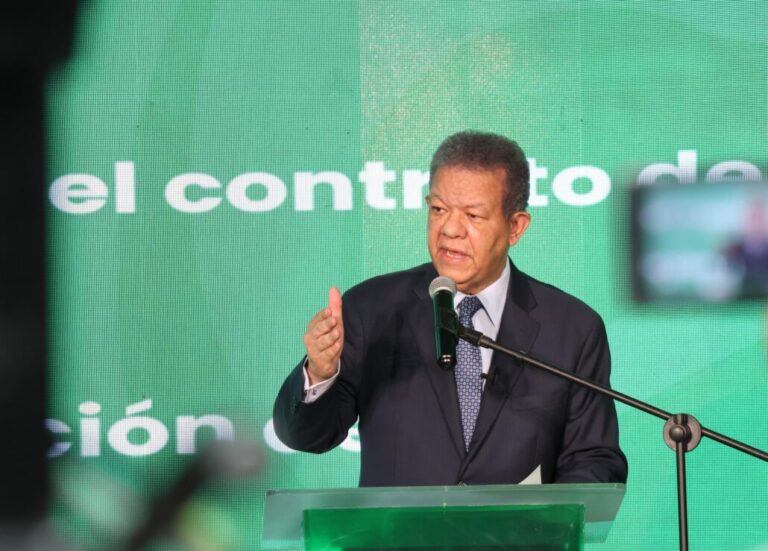 “quieren enterrar el cine dominicano” #FVDigital