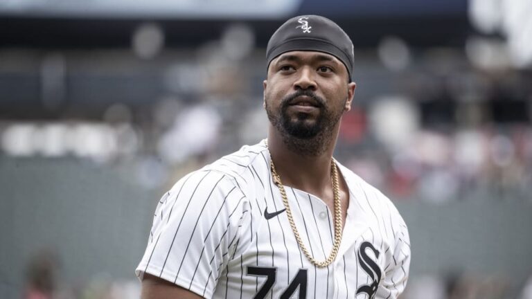 Toros apuestan por el impacto de Eloy Jiménez para ganar en el campeonato dominicano