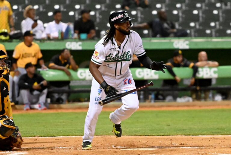 Las Estrellas se imponen a las Águilas en regreso a casa