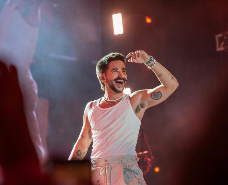 Entre la euforia de chicos y grandes se presentó Camilo en RD #FVDigital