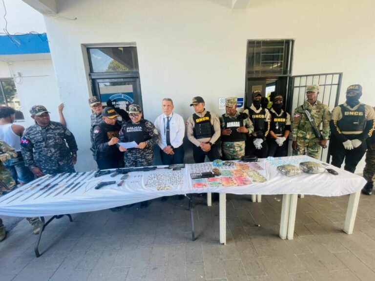 Policiales: PN y MP ocupan fusil en residencia vinculada a sospechoso de venta de armas – Inicio – Policía Nacional de la República Dominicana