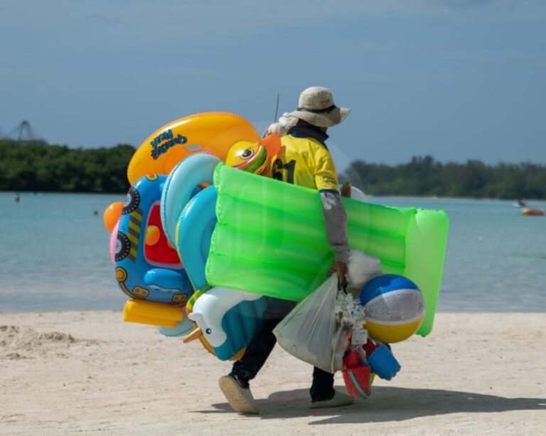 Vendedores de Boca Chica y Juan Dolio con el grito al cielo – Remolacha   #FVDigital