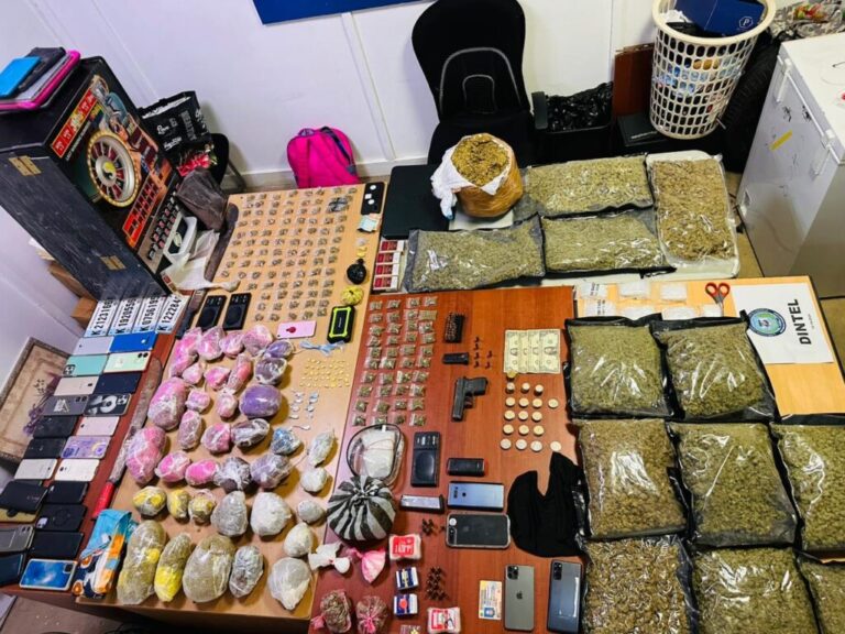 Policiales: PN y MP desarticulan red de microtráfico en Santiago mediante allanamientos – Inicio – Policía Nacional de la República Dominicana