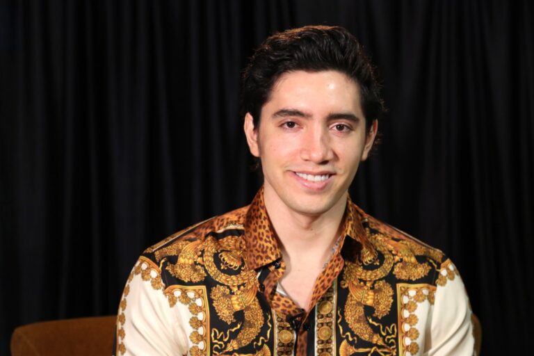 Mía, la hija de dos años de Alex Fernández, fue sometida a cirugía