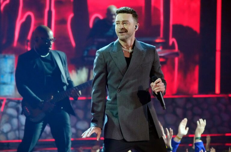 Justin Timberlake pospone concierto debido a una lesión
