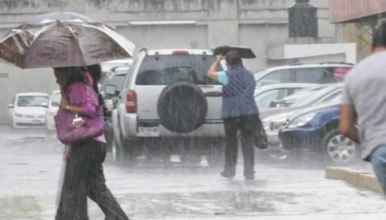 Desde horas de la madrugada de este miércoles se pronostican lluvias hacia el litoral caribeño
