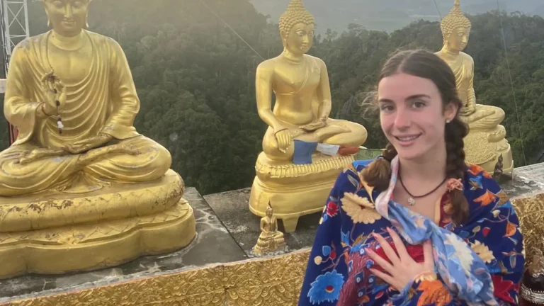 Los médicos insisten en que hay que trasladarla a España lo antes posible