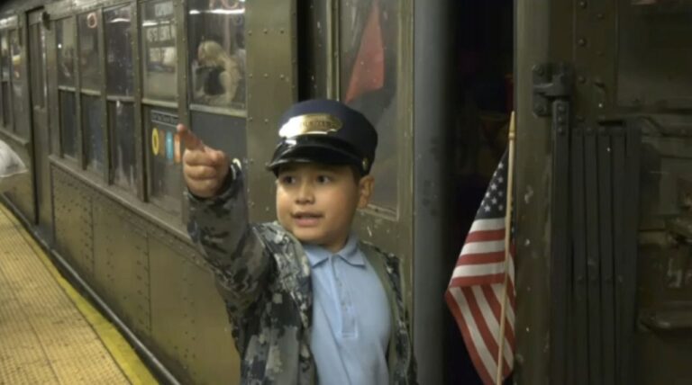 Boletín Matinal: 'Es algo que ves en las películas pero lo puedes vivir aquí': sobre el Tren de la Nostalgia