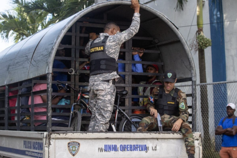 Haití pide a RD detener deportación “brutal” y “racista” – Remolacha   #FVDigital