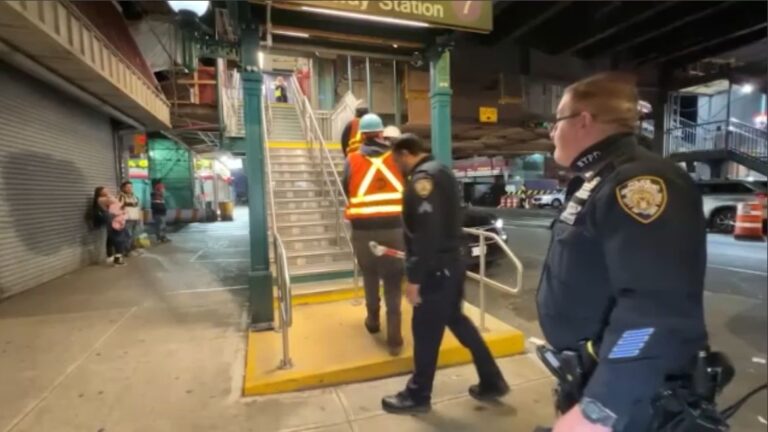 Adolescente muere en un posible caso de ‘subway surfing’