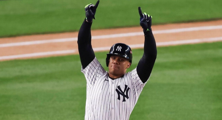 Soto y los Yankees arrancan bien la Serie de Campeonato de la LA