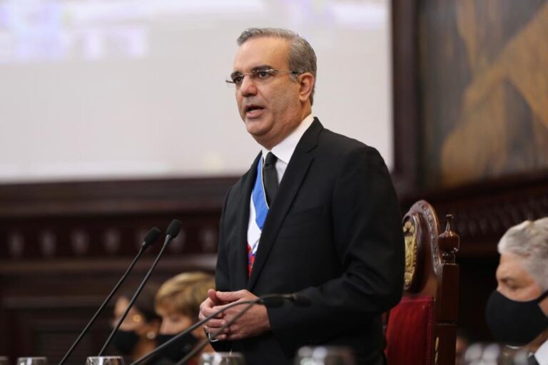 Abinader invita a ciudadanos sintonizar acto de proclamación de la nueva Constitución – #FVDigital