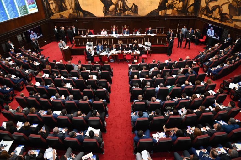 Aprueban reducir de 190 a 178 la cantidad de diputados – #FVDigital