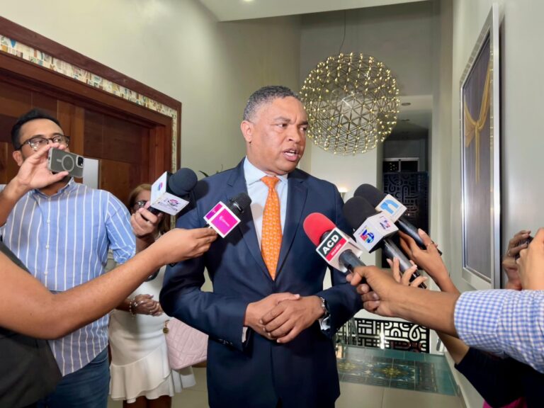 Gobierno quiere imponer reforma fiscal, dice Iván Lorenzo – #FVDigital