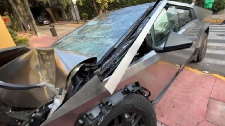 Destrozada, así queda Cybertruck de Tesla que circulaba en Ciudad de México – #FVDigital
