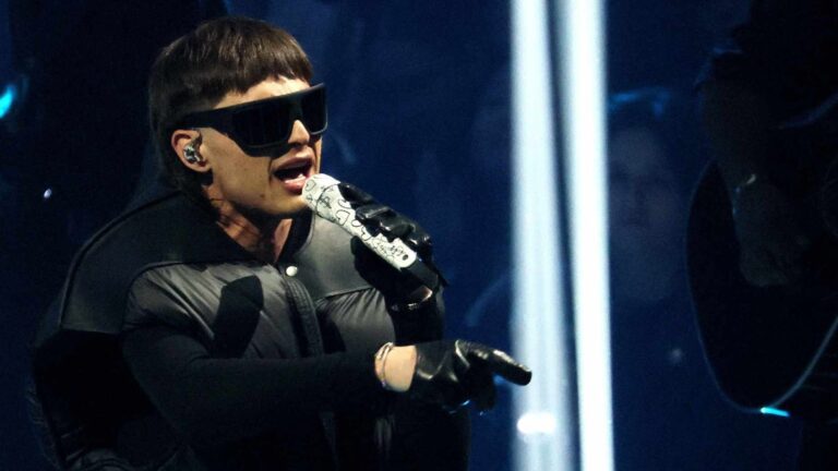 Peso Pluma se consagra como el mejor artista latino en sus primeros MTV EMAs – #FVDigital