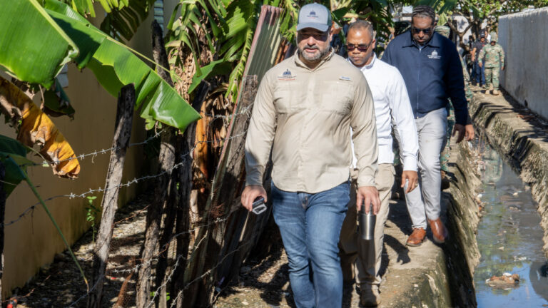 Medio Ambiente notifica a invasores para que desalojen humedal en área protegida de la bahía Luperón – #FVDigital