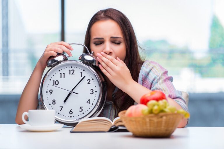 ¿A que hora debemos dejar de comer para descansar adecuadamente?