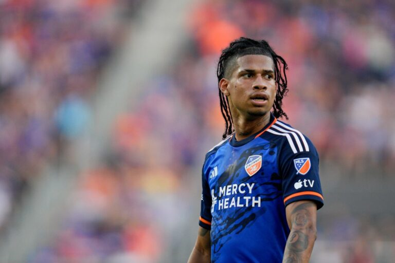 Falleció el futbolista Marco Angulo a sus 22 años