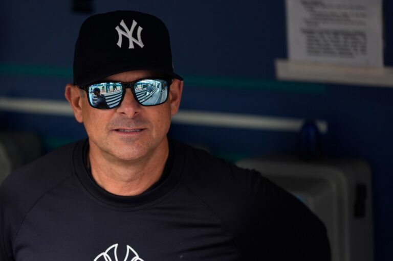 Aaron Boone volvería al banquillo de los Yankees en 2025, según reportes